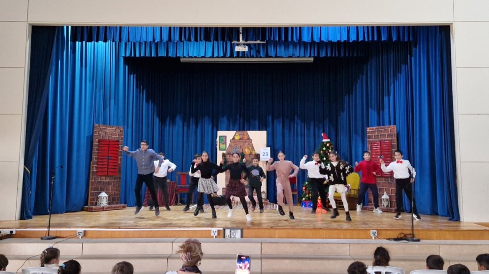 ΧΡΙΣΤΟΥΓΕΝΝΙΑΤΙΚΗ ΓΙΟΡΤΗ