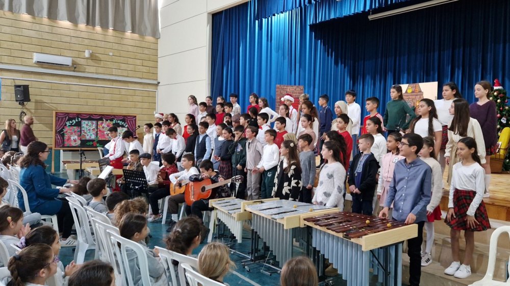 ΧΡΙΣΤΟΥΓΕΝΝΙΑΤΙΚΗ ΓΙΟΡΤΗ